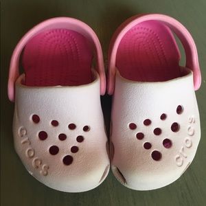 T4 two toned pink electro clog crocs